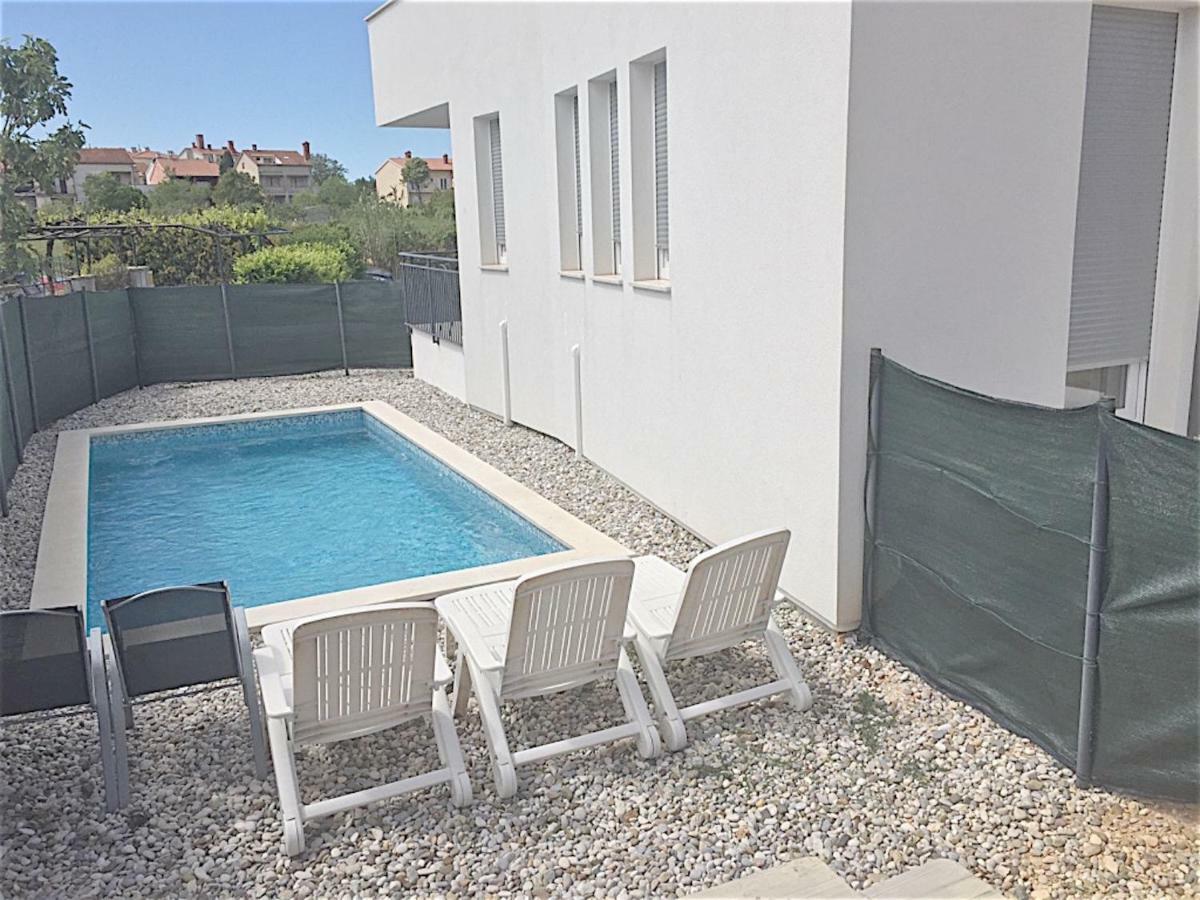 Apartments Peti Pula Luaran gambar